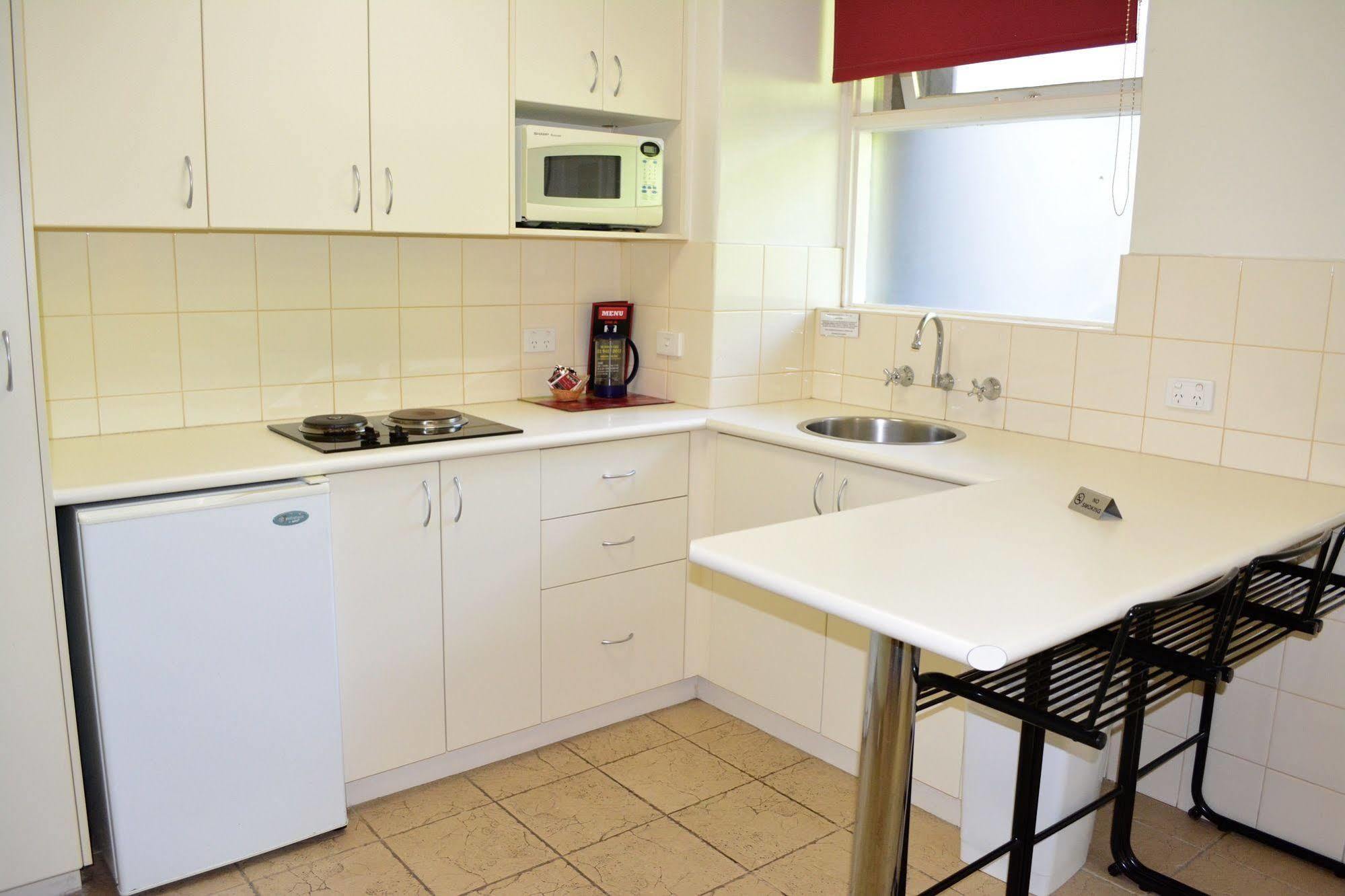 Albert Heights Serviced Apartments Мельбурн Экстерьер фото