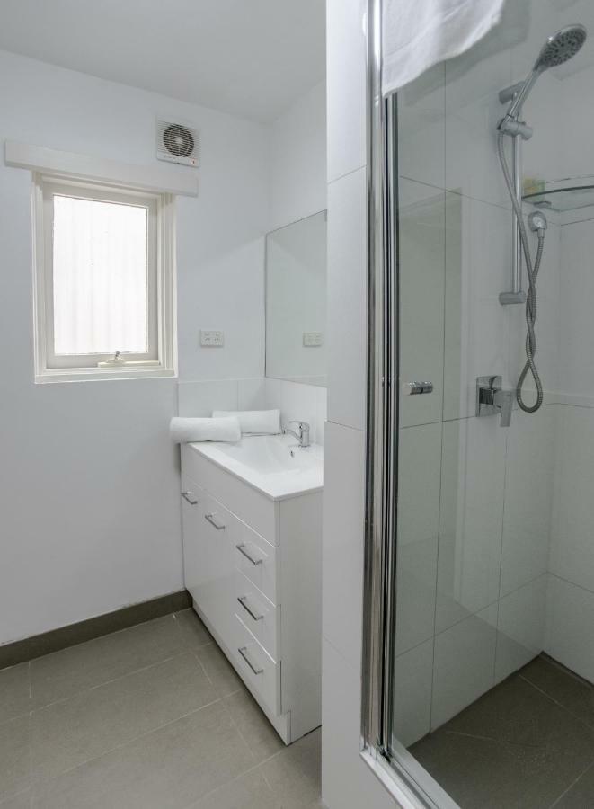 Albert Heights Serviced Apartments Мельбурн Экстерьер фото