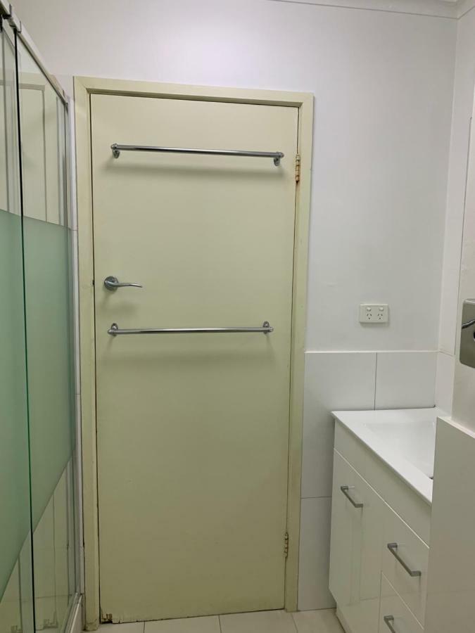 Albert Heights Serviced Apartments Мельбурн Экстерьер фото