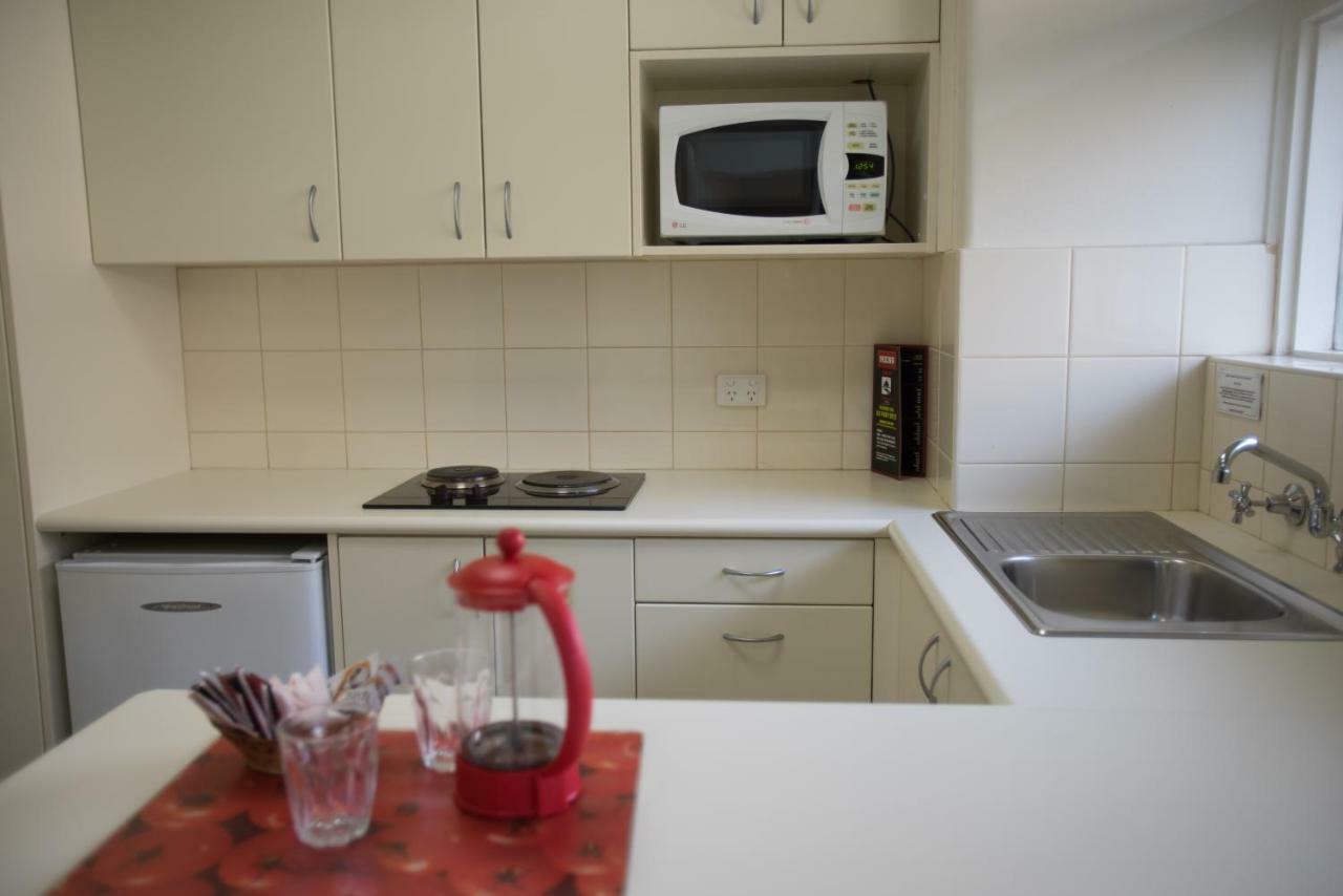 Albert Heights Serviced Apartments Мельбурн Экстерьер фото